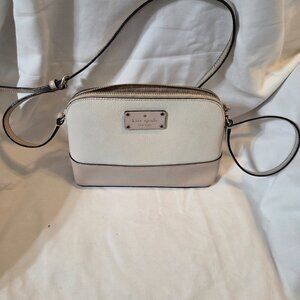 Kate Spade 2 TONE "Wellesley Hanna" Crossbody Bag
